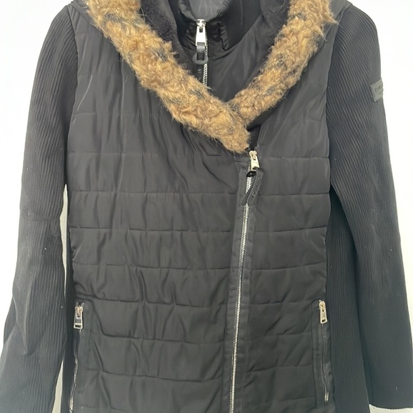 Calvin Klein | Walker Faux Fur Puffer Coat Ribbed Sleeves Black PFTJ4418 Small - Picture 5 of 13